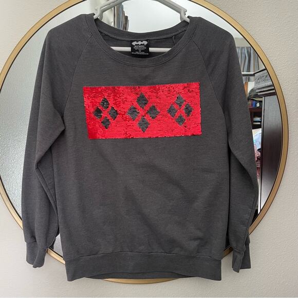 Batman Mad Love Reversible Sequin Sweatshirt Juniors Size Small - Picture 8 of 8